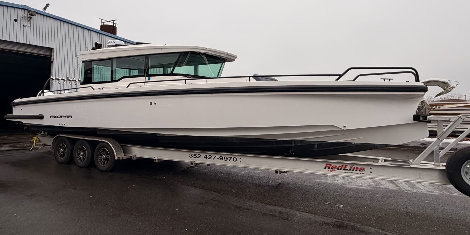 2021 Axopar 37 XC Cross Cabin - Image 3