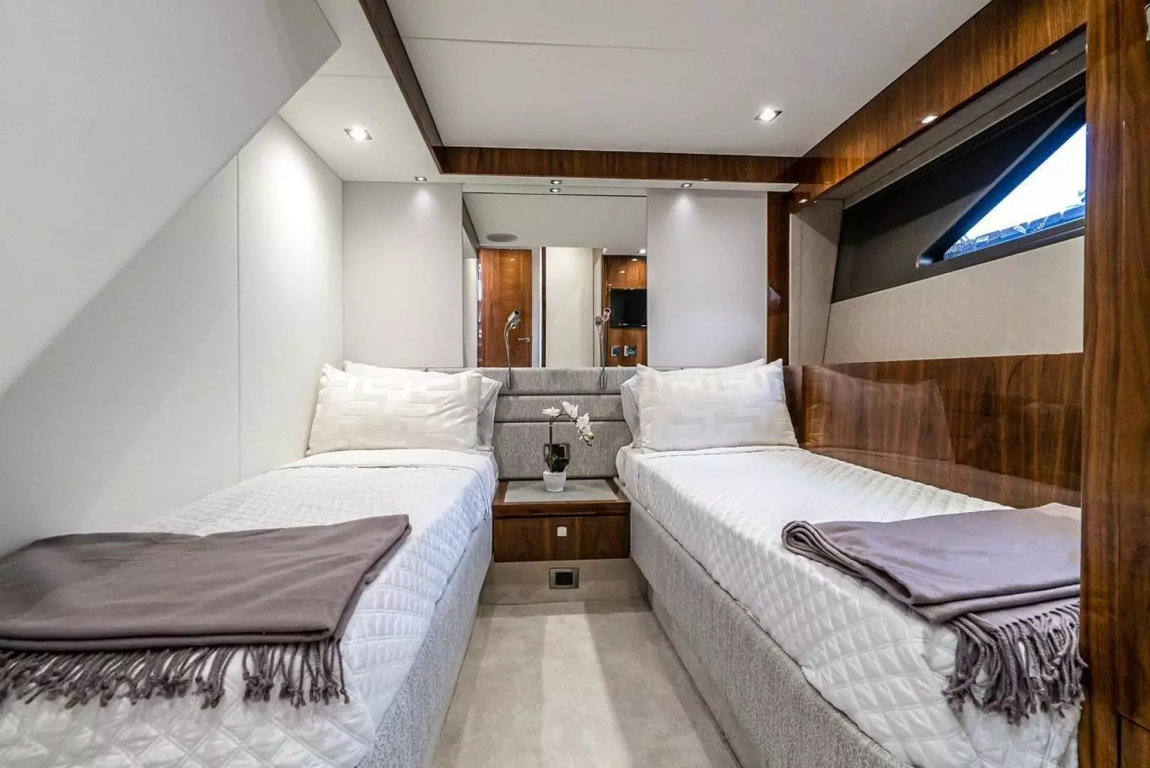 2019 Sunseeker Manhattan - Image 19