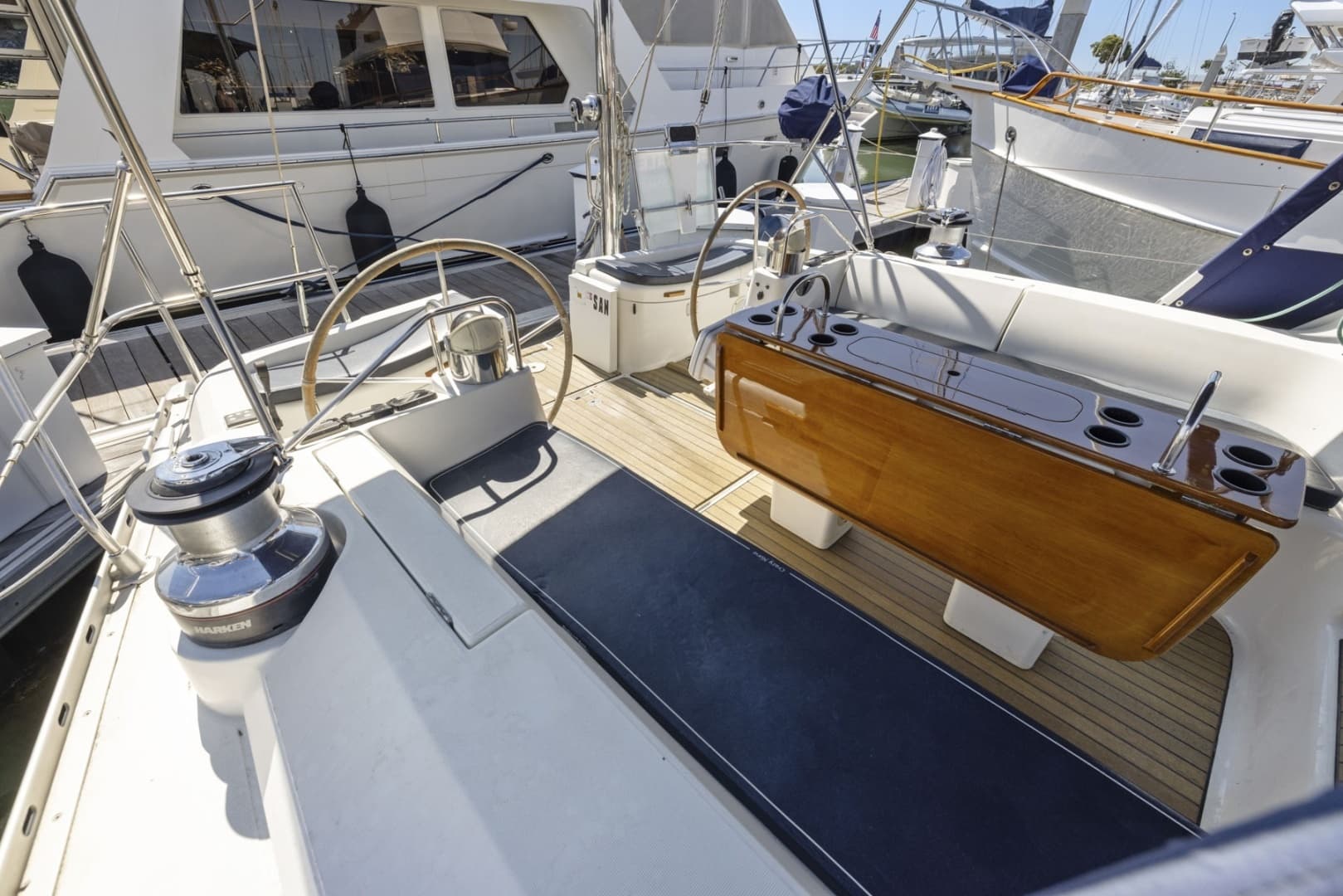 2001 Jeanneau — - Image 16