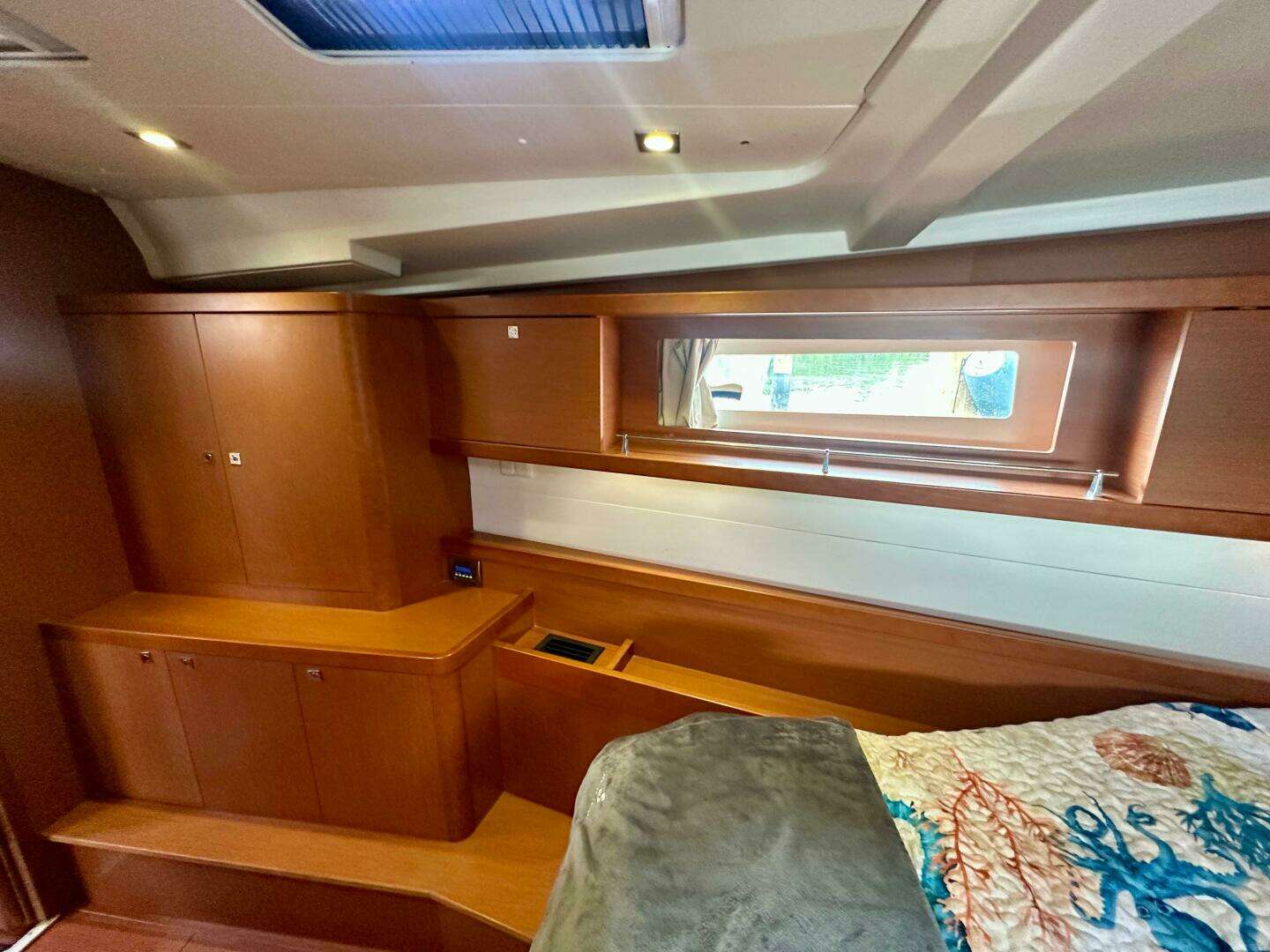 2015 Beneteau Oceanis 45 - Image 52