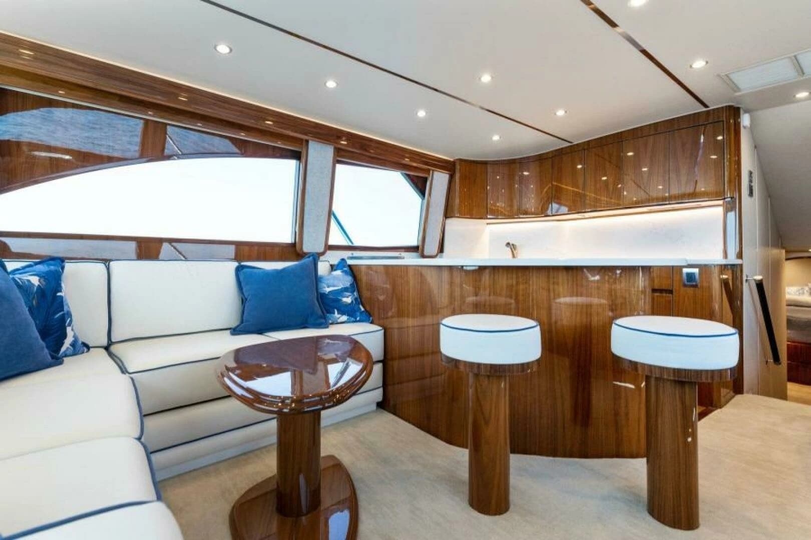 2021 Viking 54 Convertible - Image 21