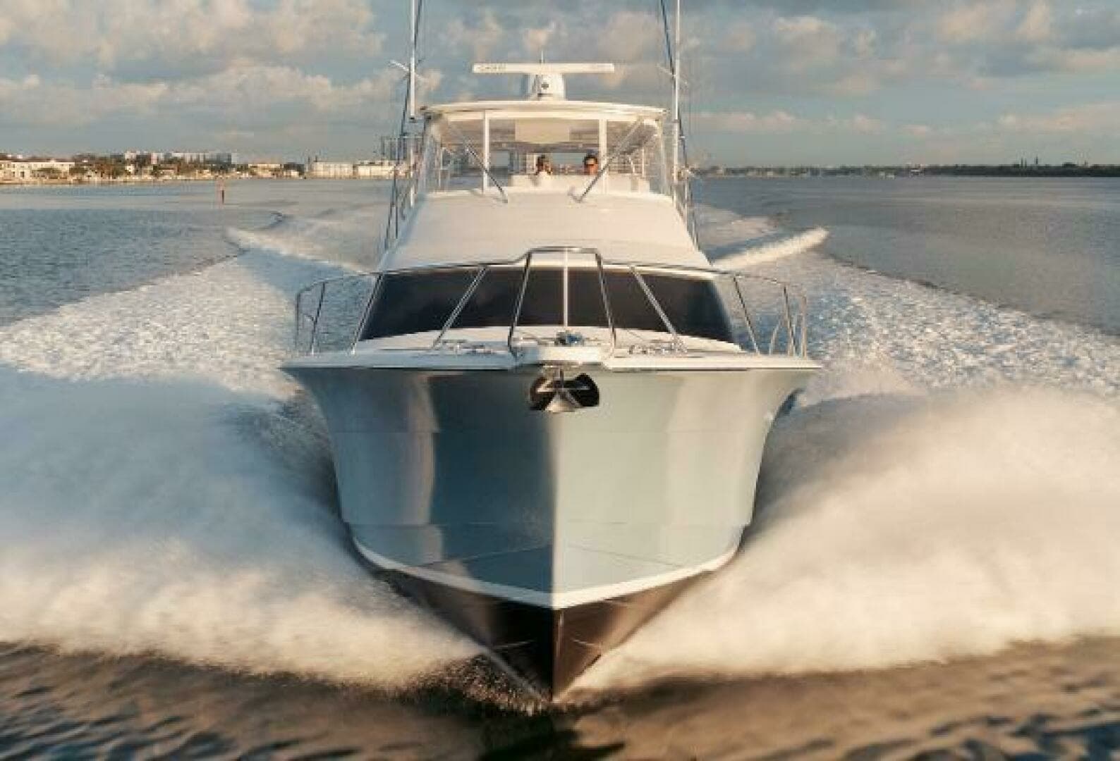 2018 Hatteras GT54 - Image 30