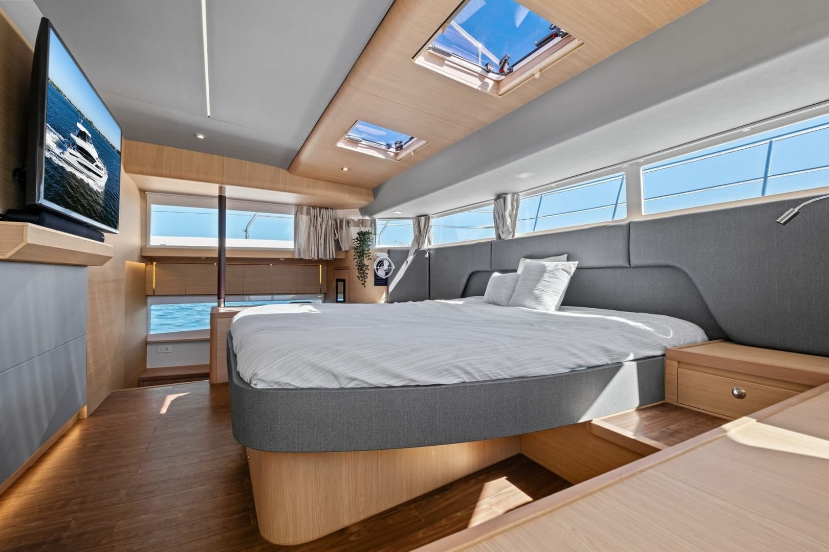 2022 Aquila 54 Yacht - Image 22