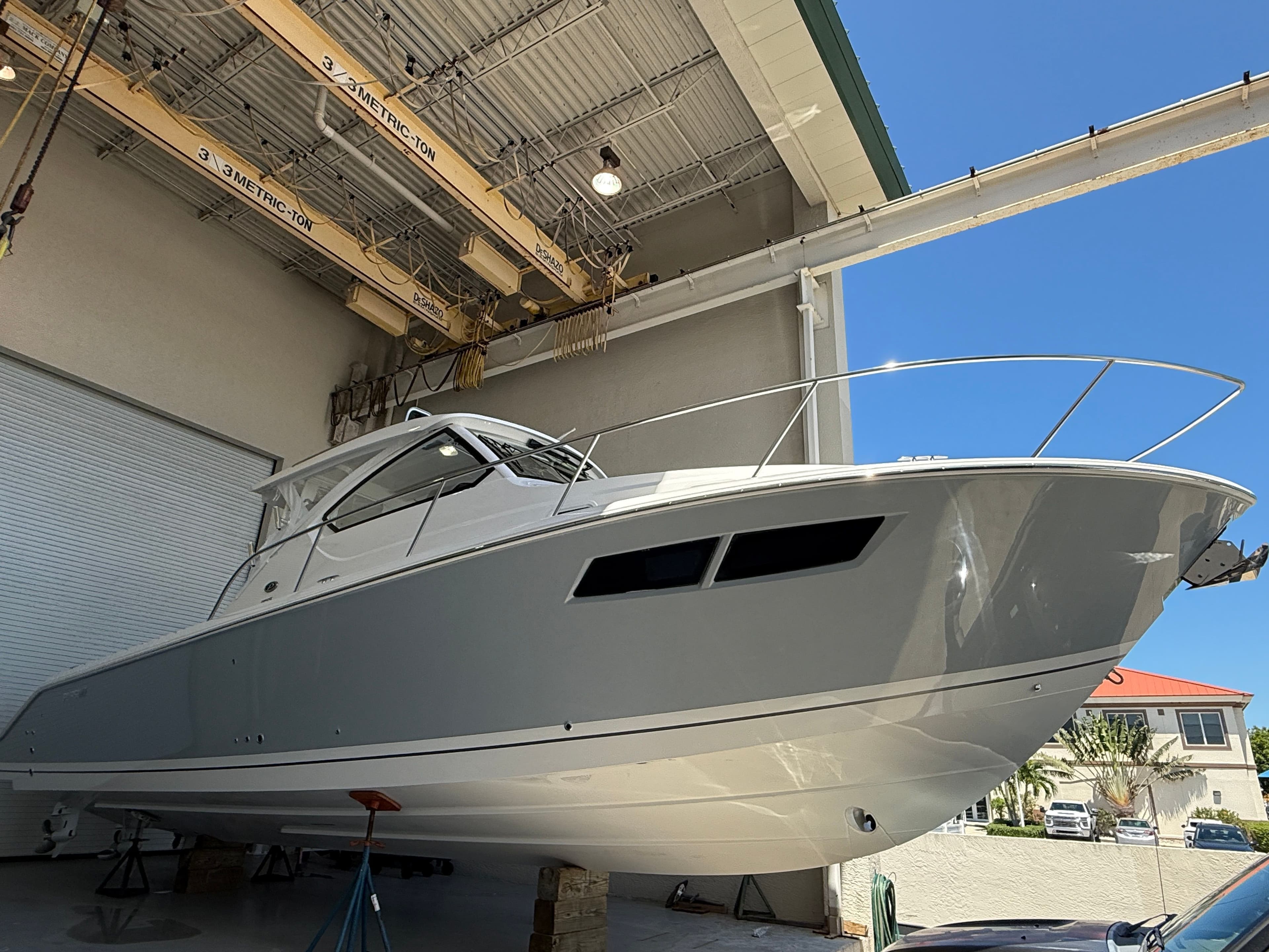 2026 PURSUIT 355 OS - Image 38