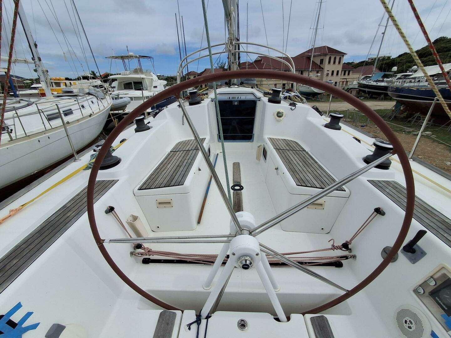 2010 Beneteau First 40 - Image 6