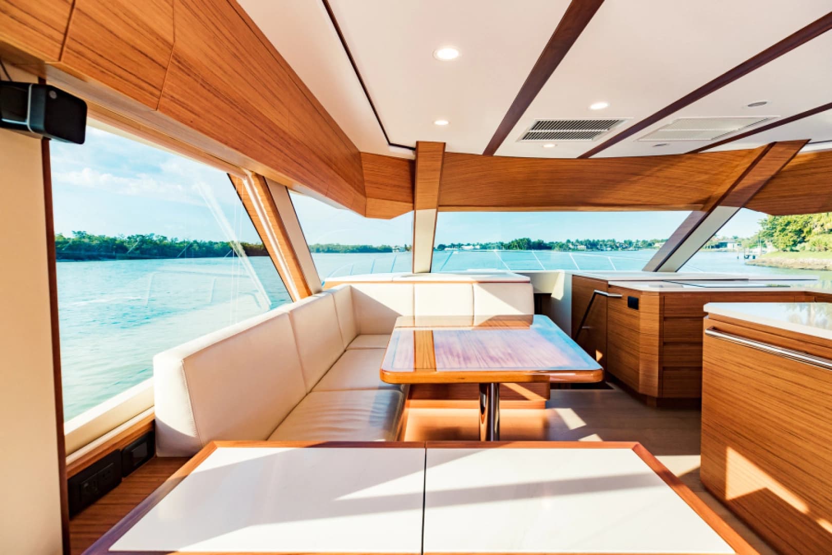 2020 Bertram 61 Convertible - Image 11