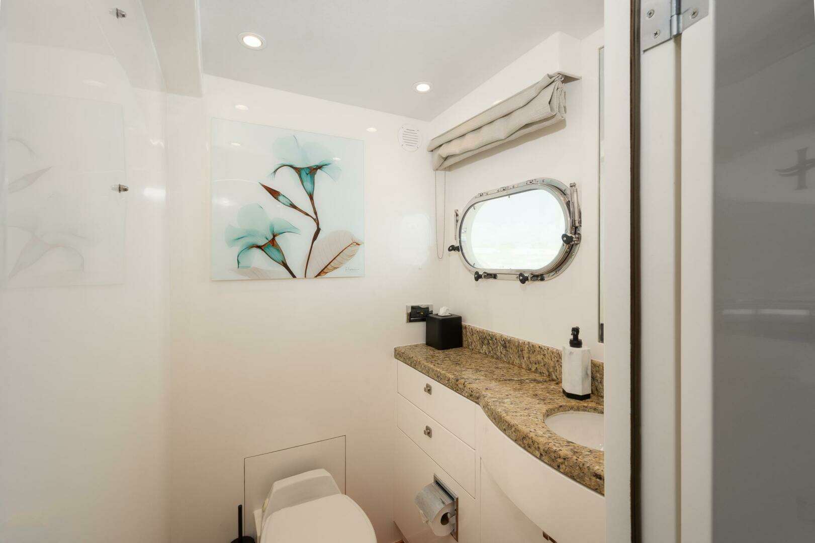 2014 Hargrave Sky Lounge - Image 48