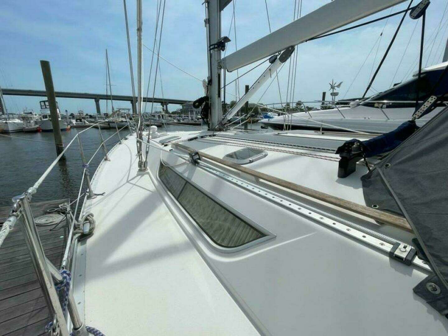 1998 Jeanneau 45.2 - Image 8