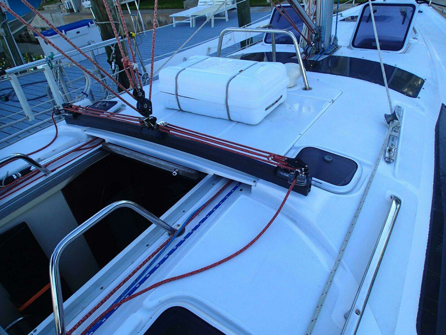 1997 Hunter 376 - Image 34