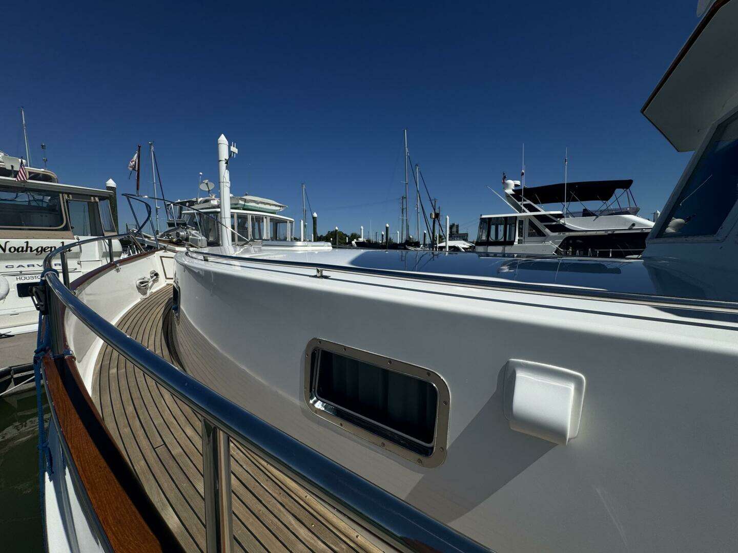 1997 Grand Banks 46 Europa - Image 31