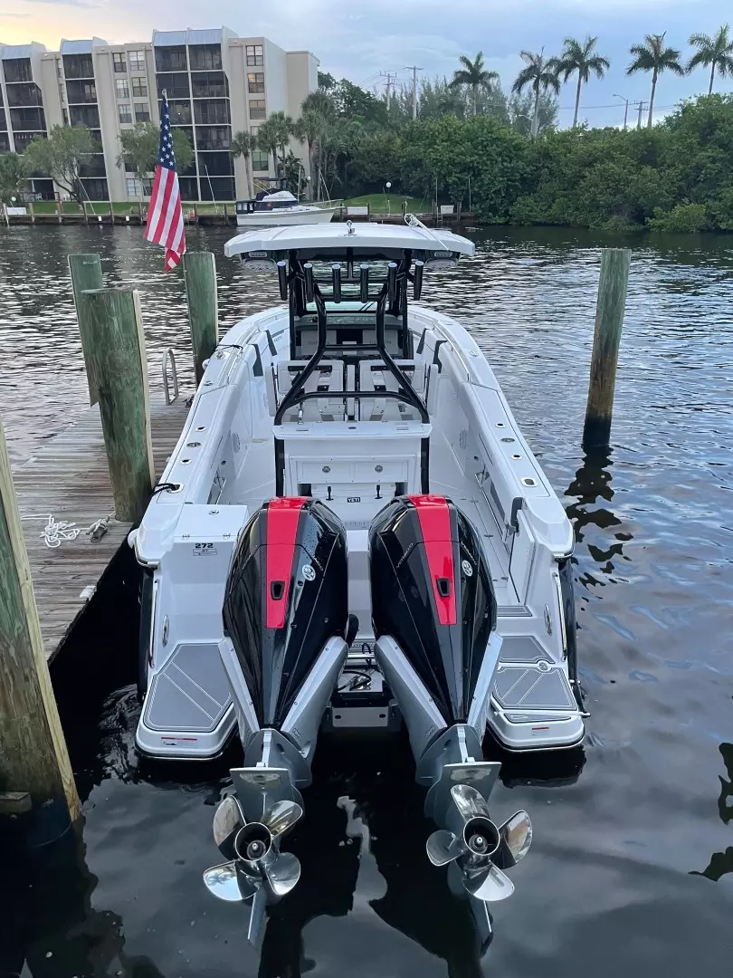 2022 Blackfin 272 CC - Image 3