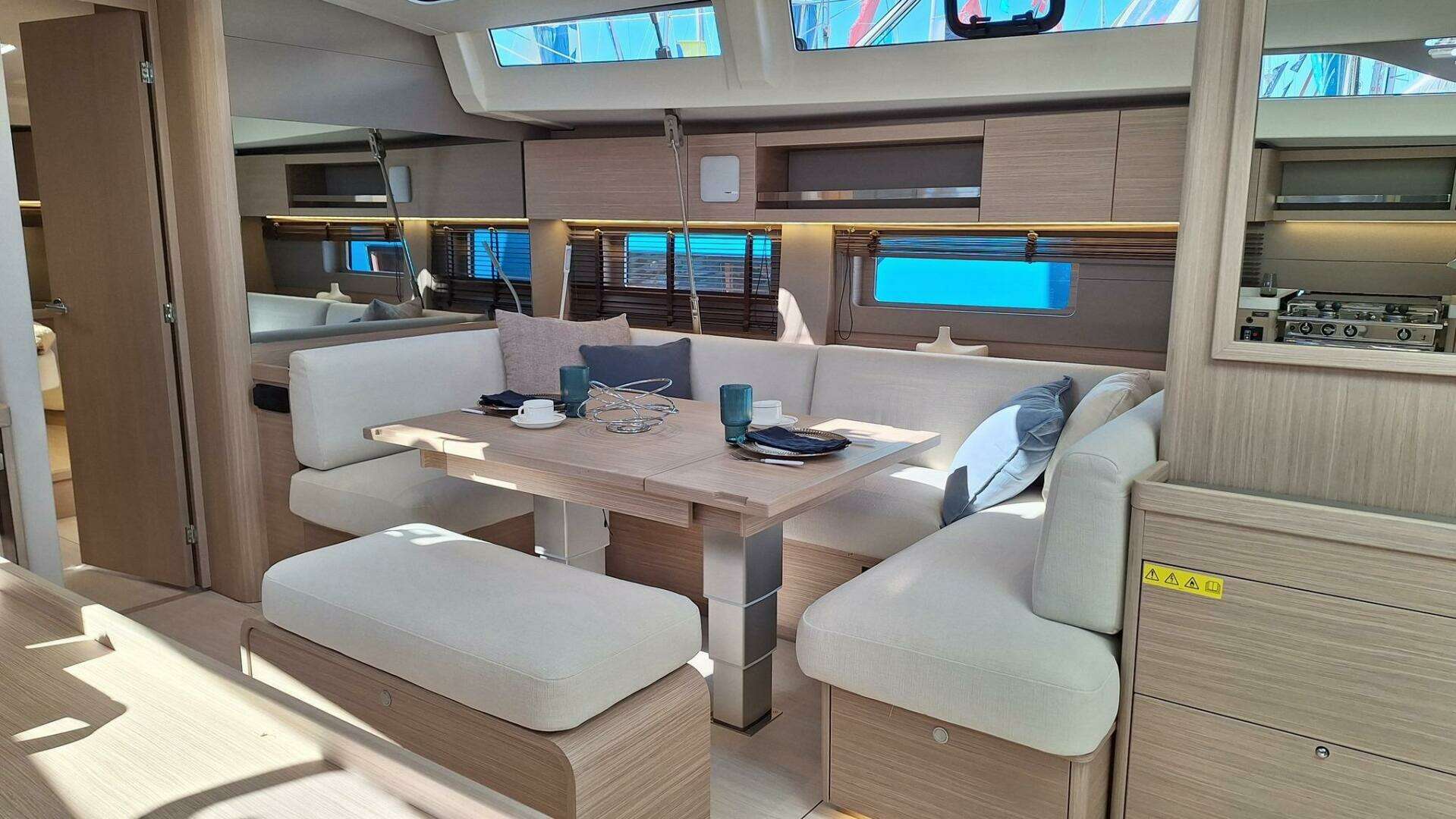 2026 Beneteau Oceanis 52 - Image 11