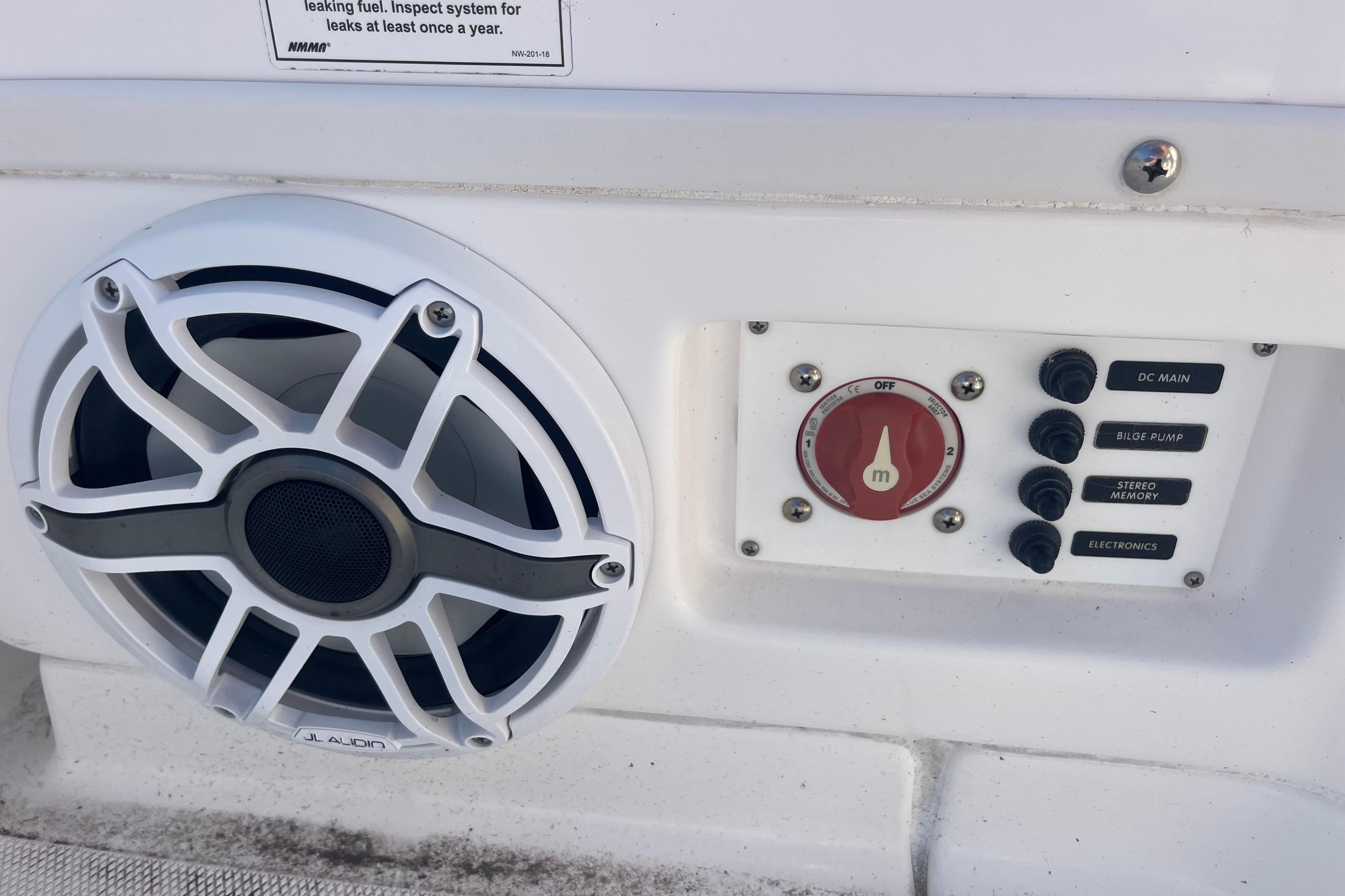 Speaker and control panel on 2021 Everglades 243 Center Console boat.