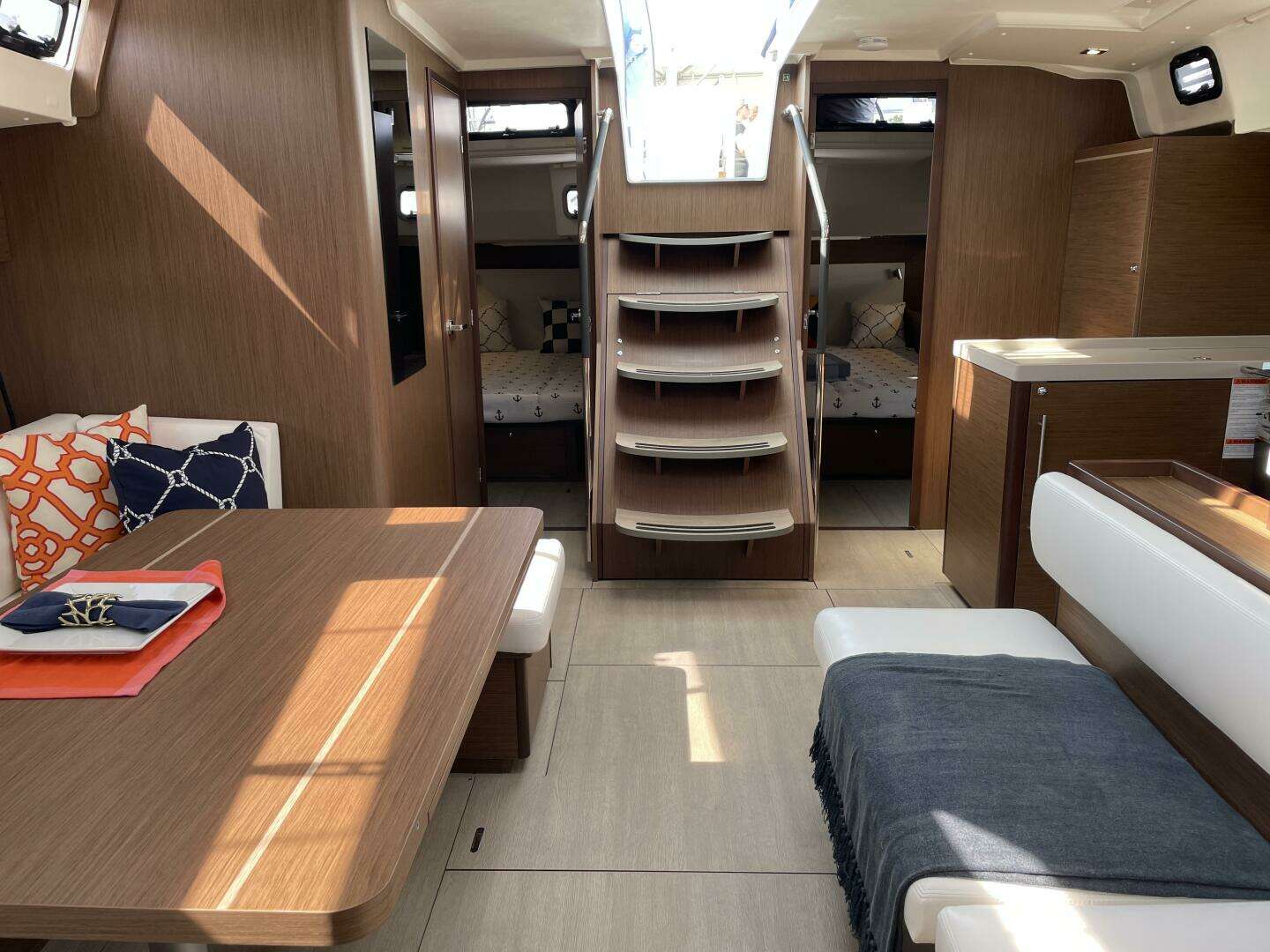 2024 Beneteau OCEANIS 51.1 - Image 8