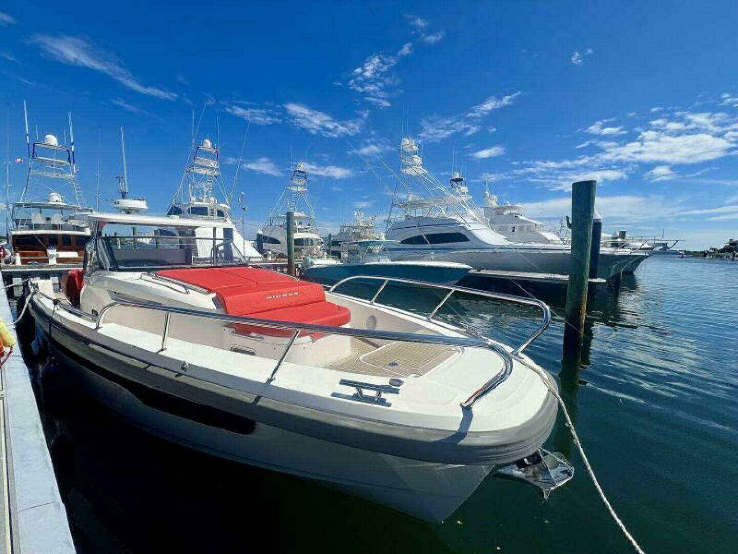 2022 Nimbus T11 - Image 5