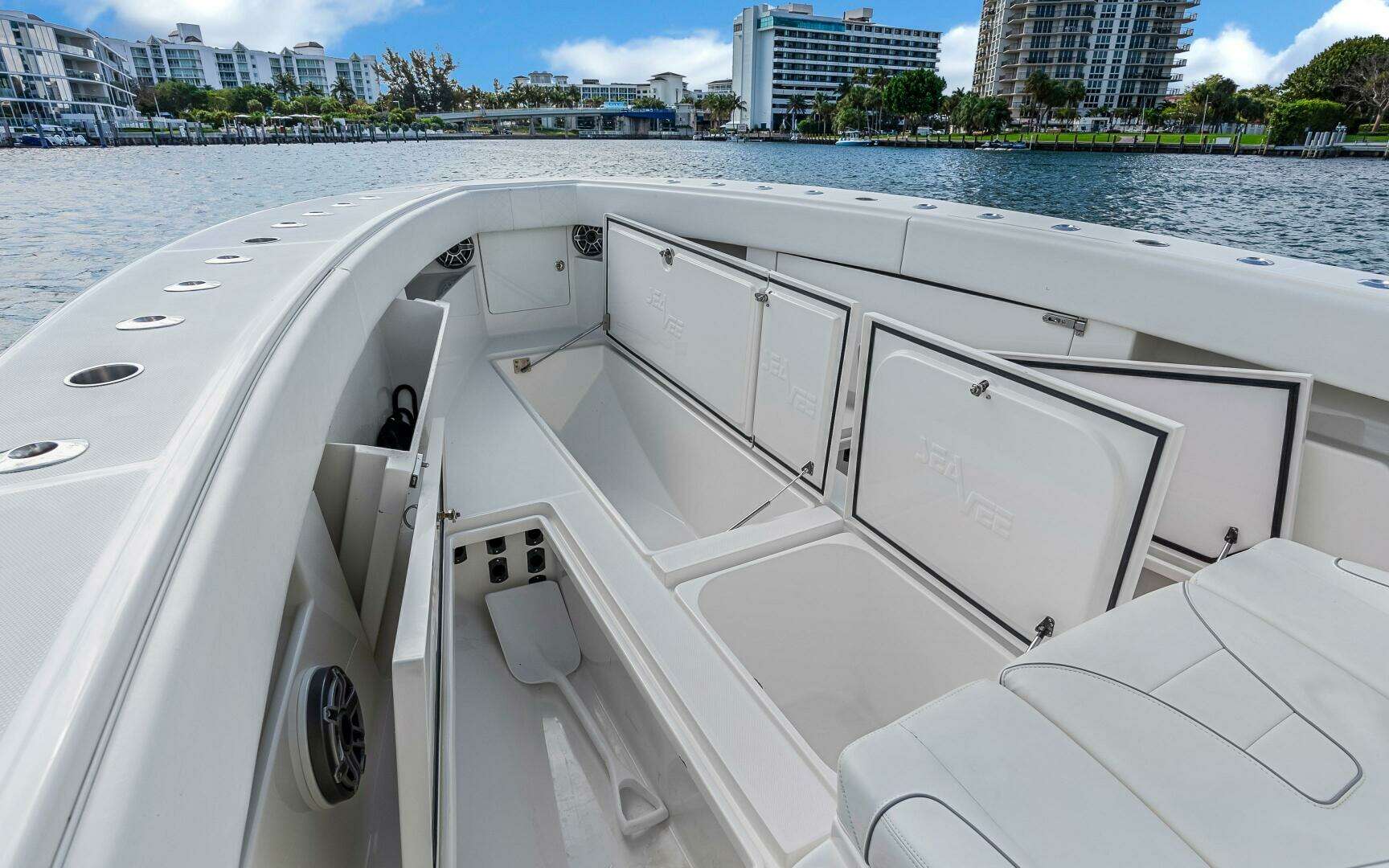 2019 SeaVee 390Z - Image 14