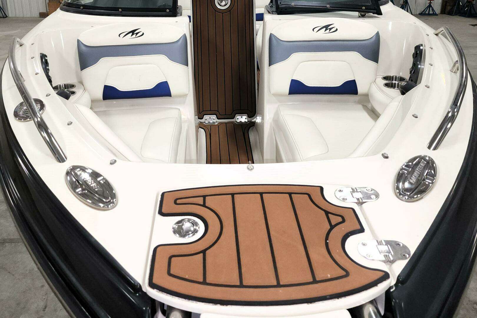 2014 Monterey — - Image 3