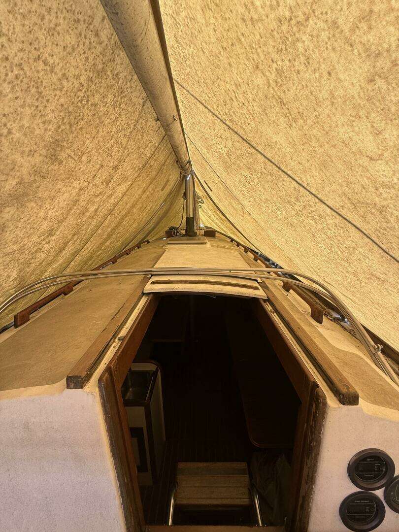 1985 Cape Dory — - Image 16