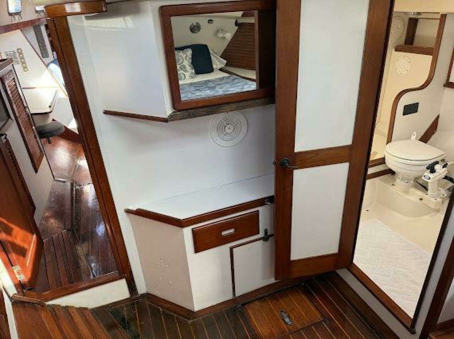 1989 Morgan 44 - Image 25