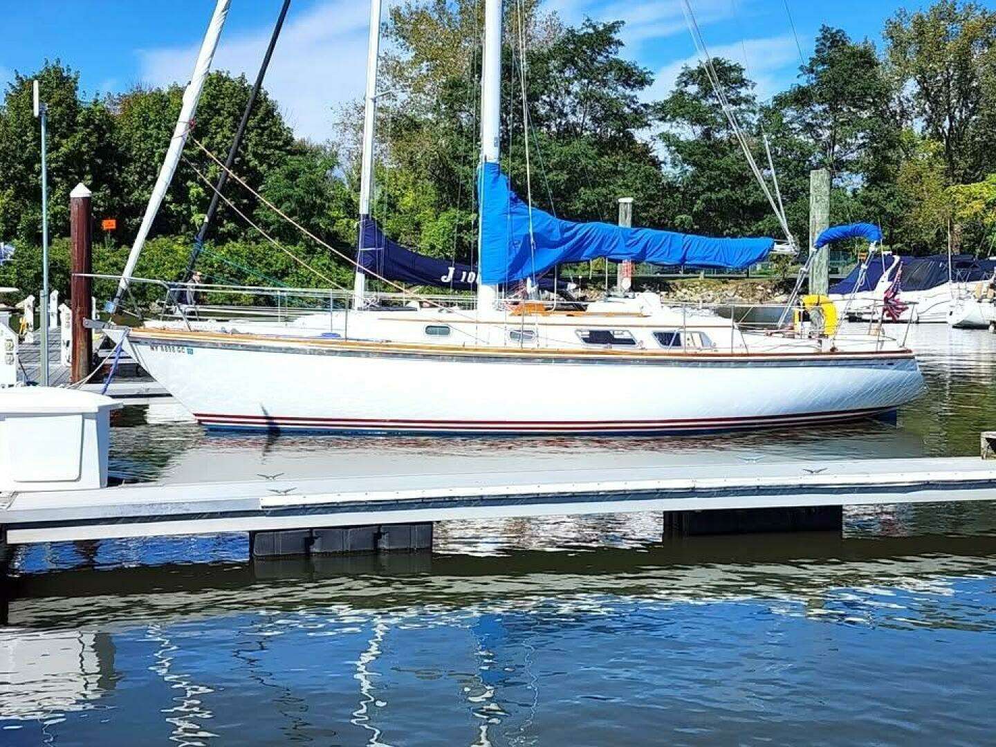 1980 Bristol 35.5C - Image 3