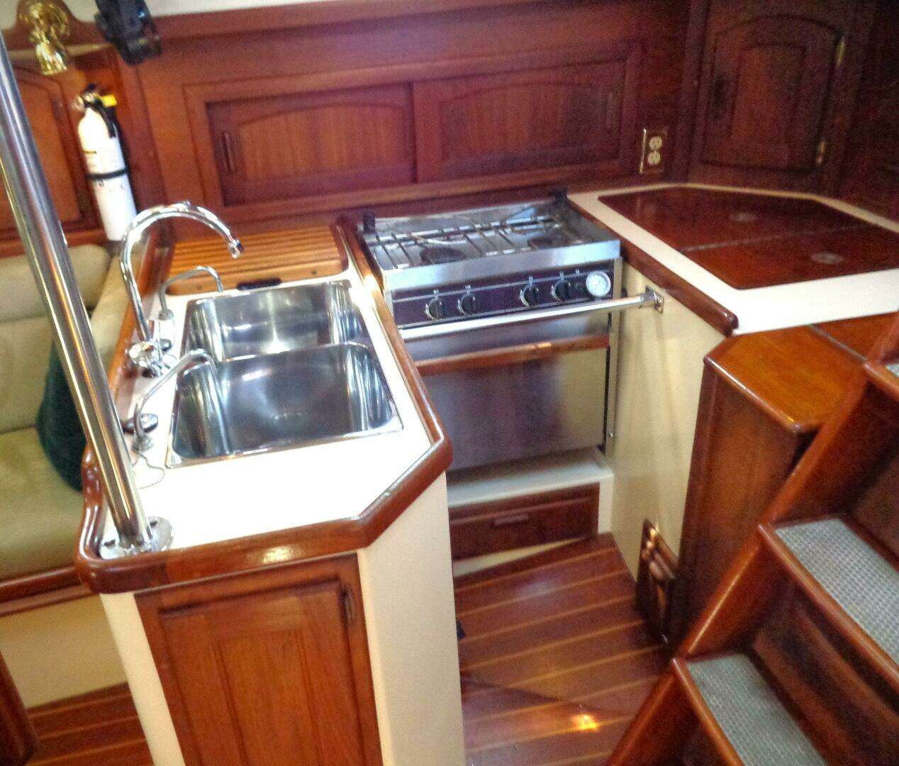1995 Pacific Seacraft 37 - Image 5