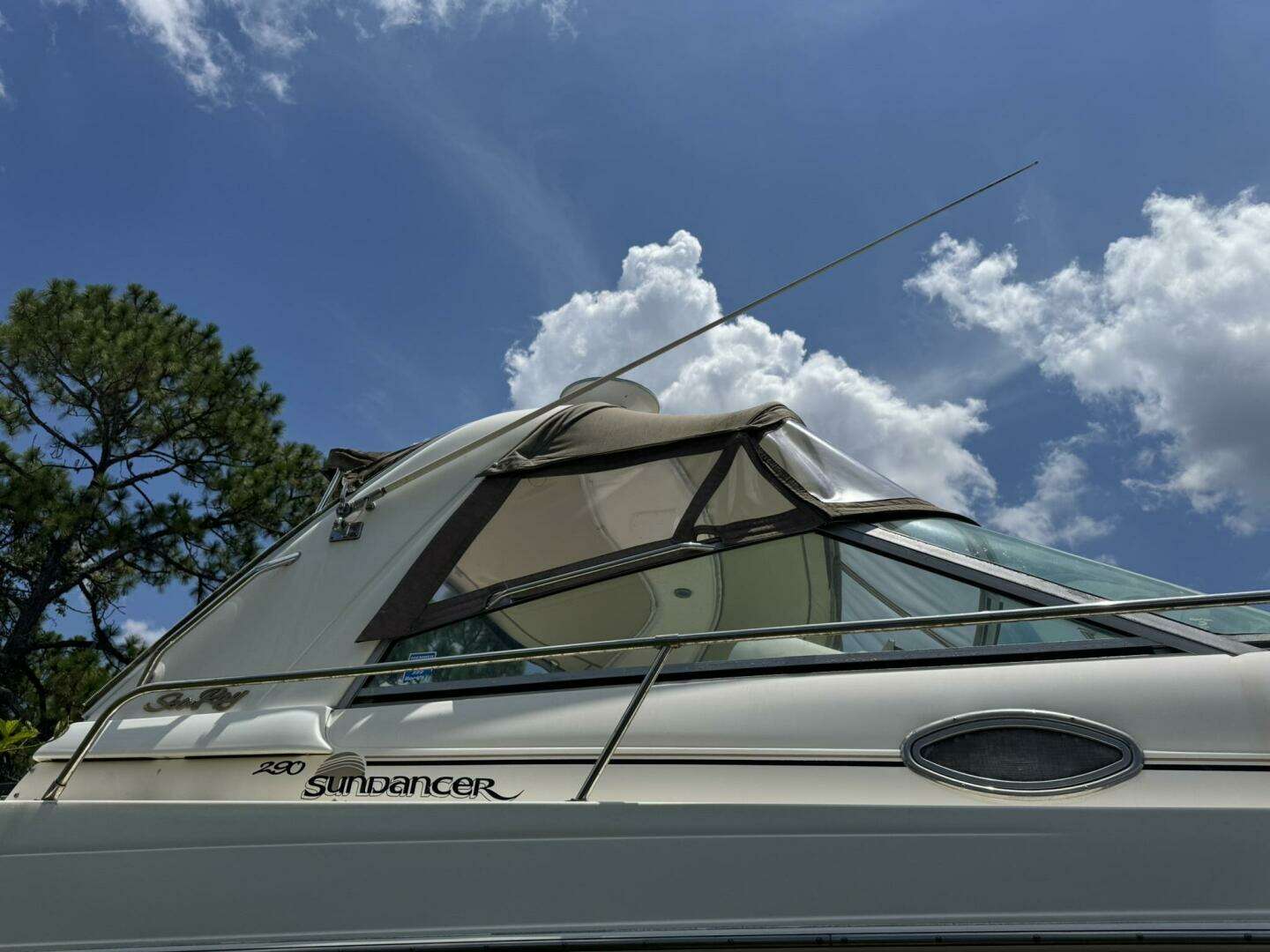 1998 Sea Ray 290 Sundancer - Image 5