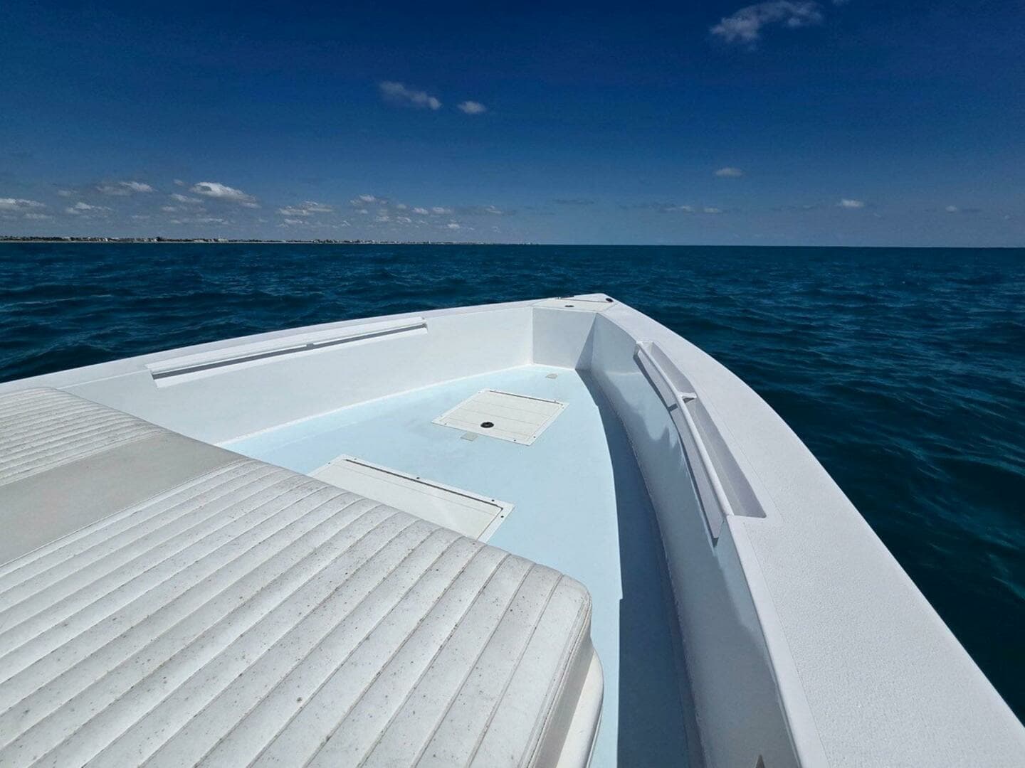 2012 Contender Custom 33 Center Console - Image 9