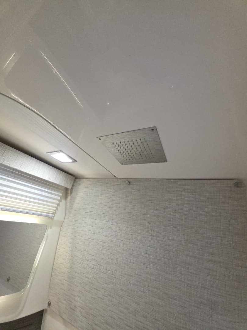 2021 Boston Whaler 420 Outrage - Image 74