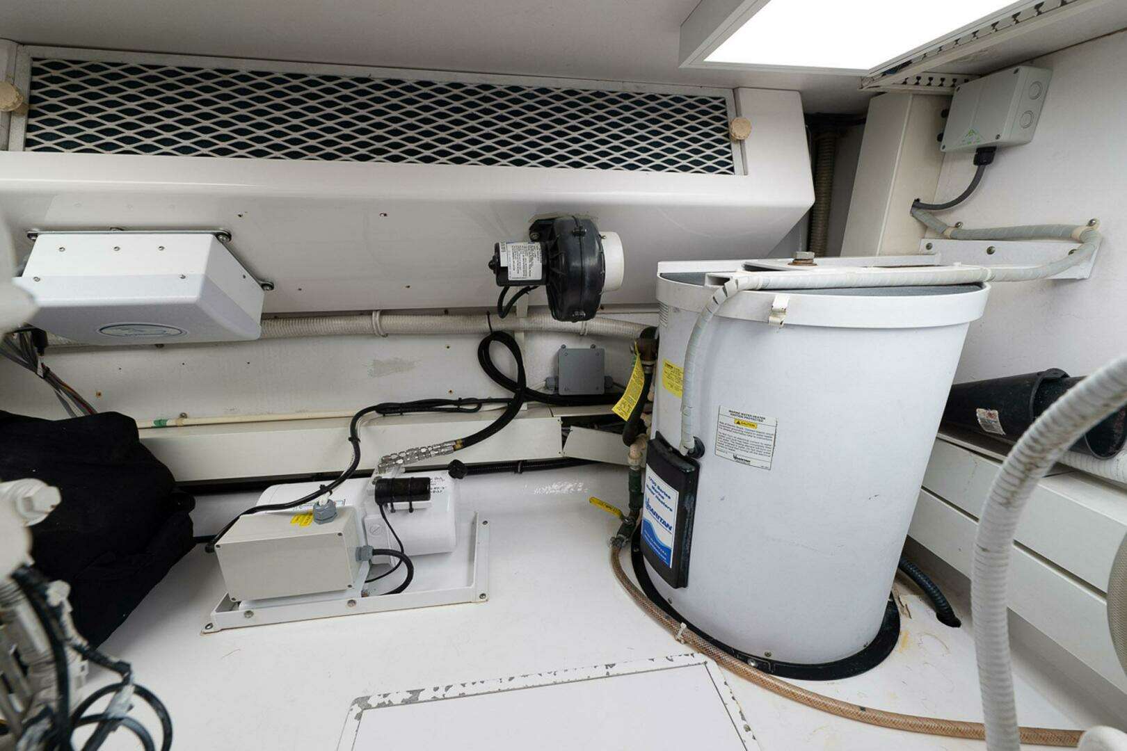 2002 Viking Convertible - Image 76