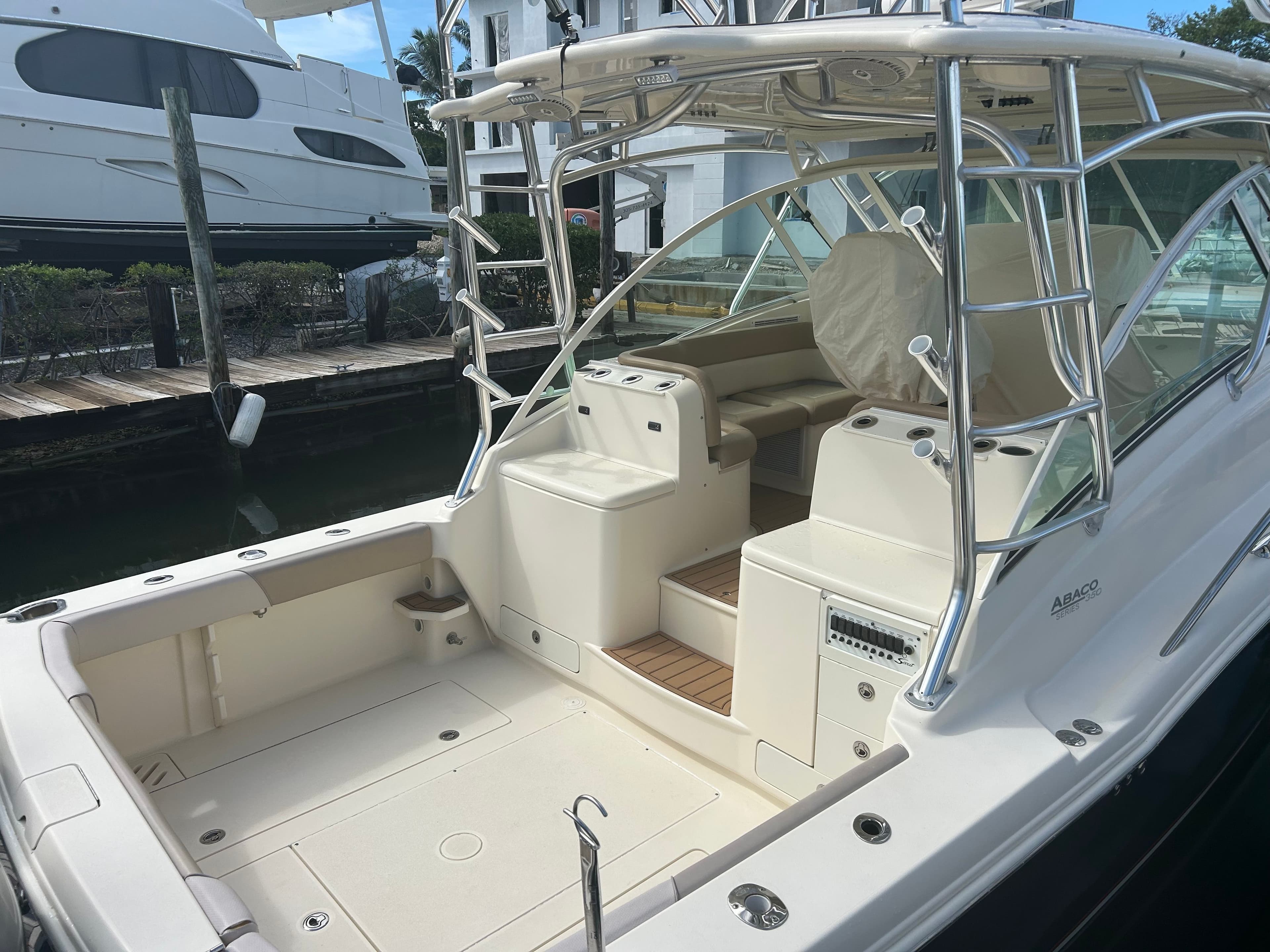 2010 SCOUT 350 ABACO - Image 4