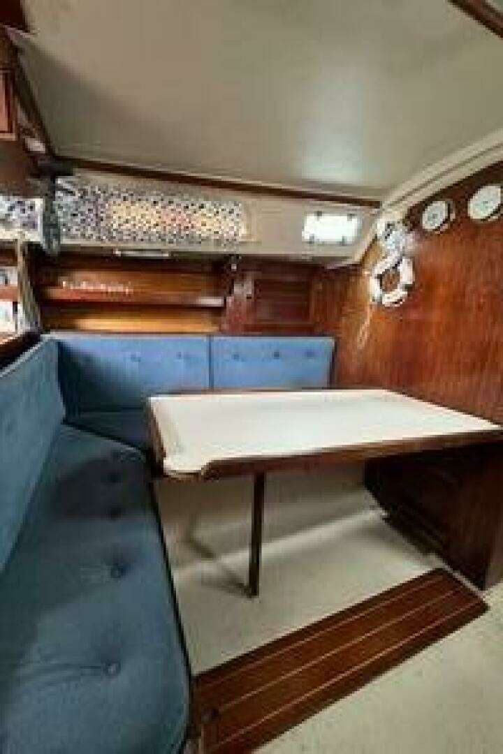 1988 Catalina 30 - Image 14