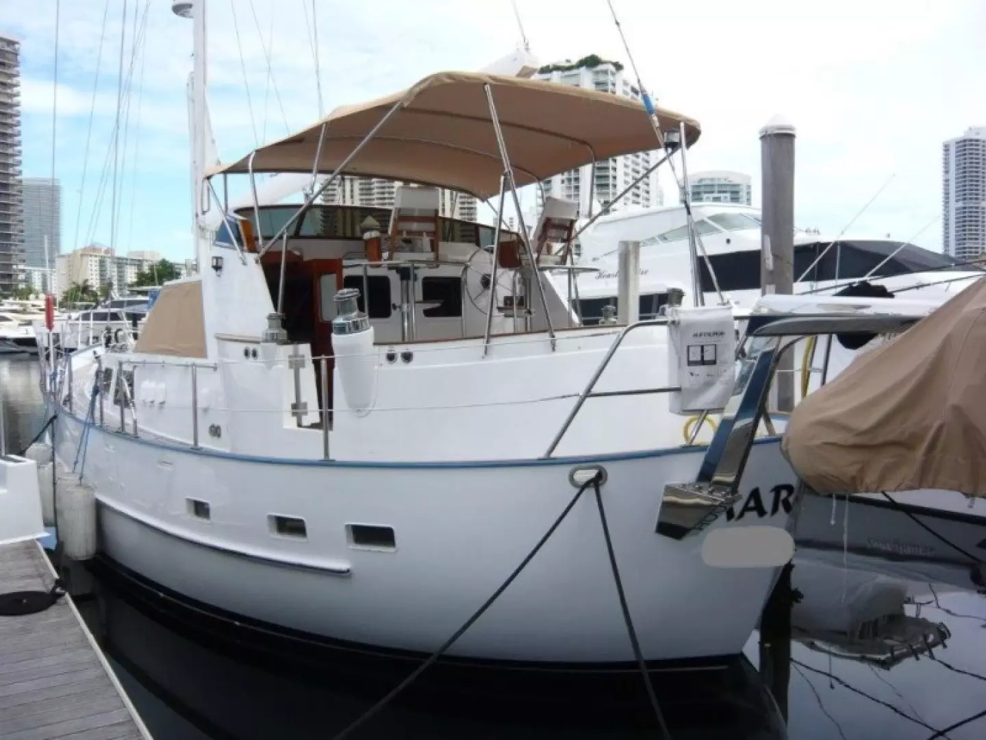 1990 Cheoy Lee Motorsailer - Image 5