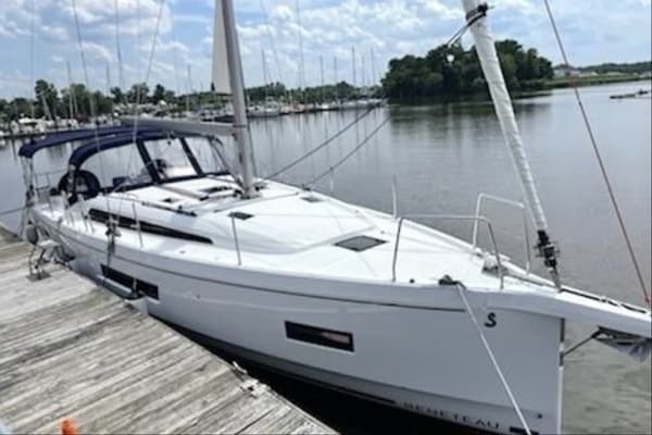 2022 Beneteau — - Image 1