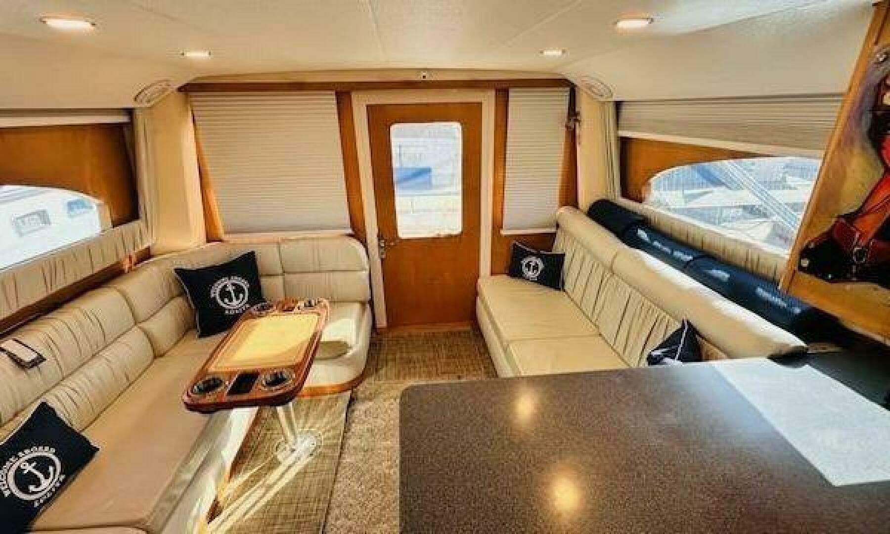 2001 Luhrs Convertible - Image 5