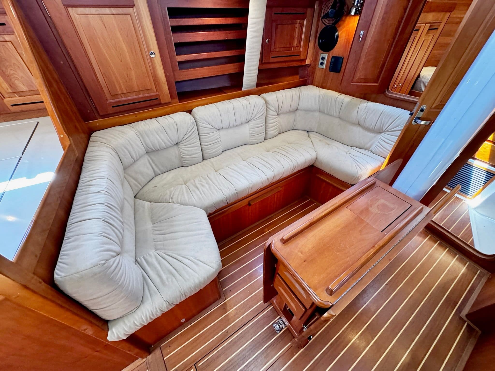 2005 Tartan 4100 - 49