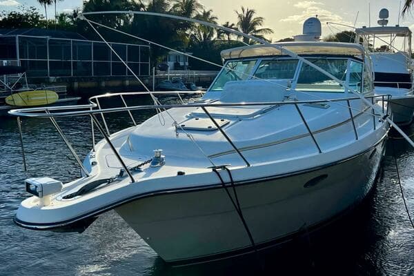 1996 Tiara Yachts 3500 Express - Image 1