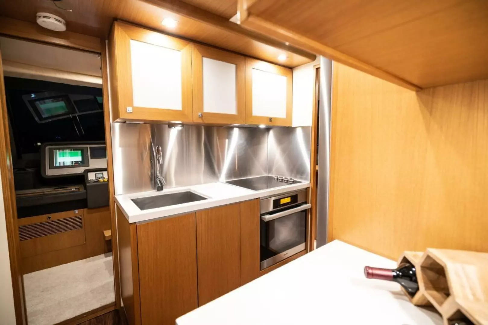 2007 Ferretti Yachts 780 - Image 18