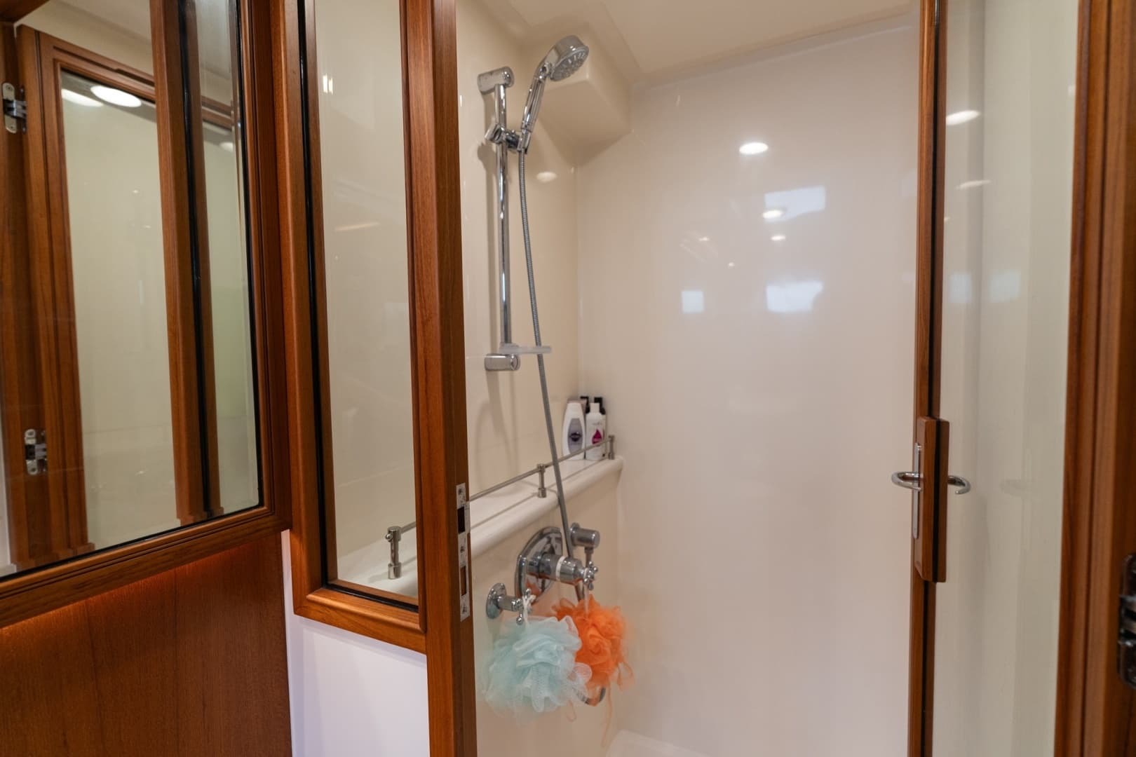 2022 Marlow Explorer 62E - Image 47