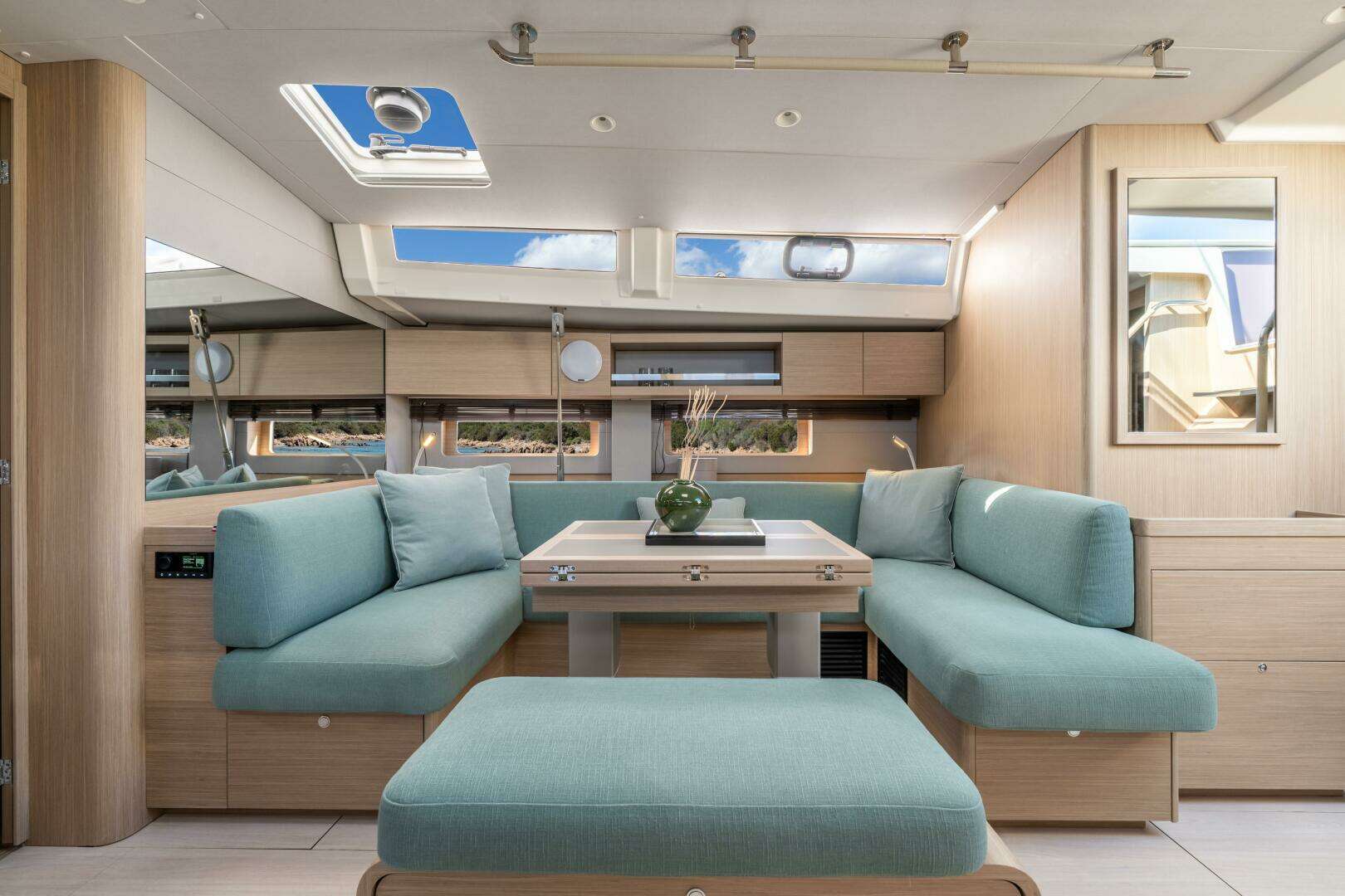 2026 Beneteau Oceanis 52 - Image 6