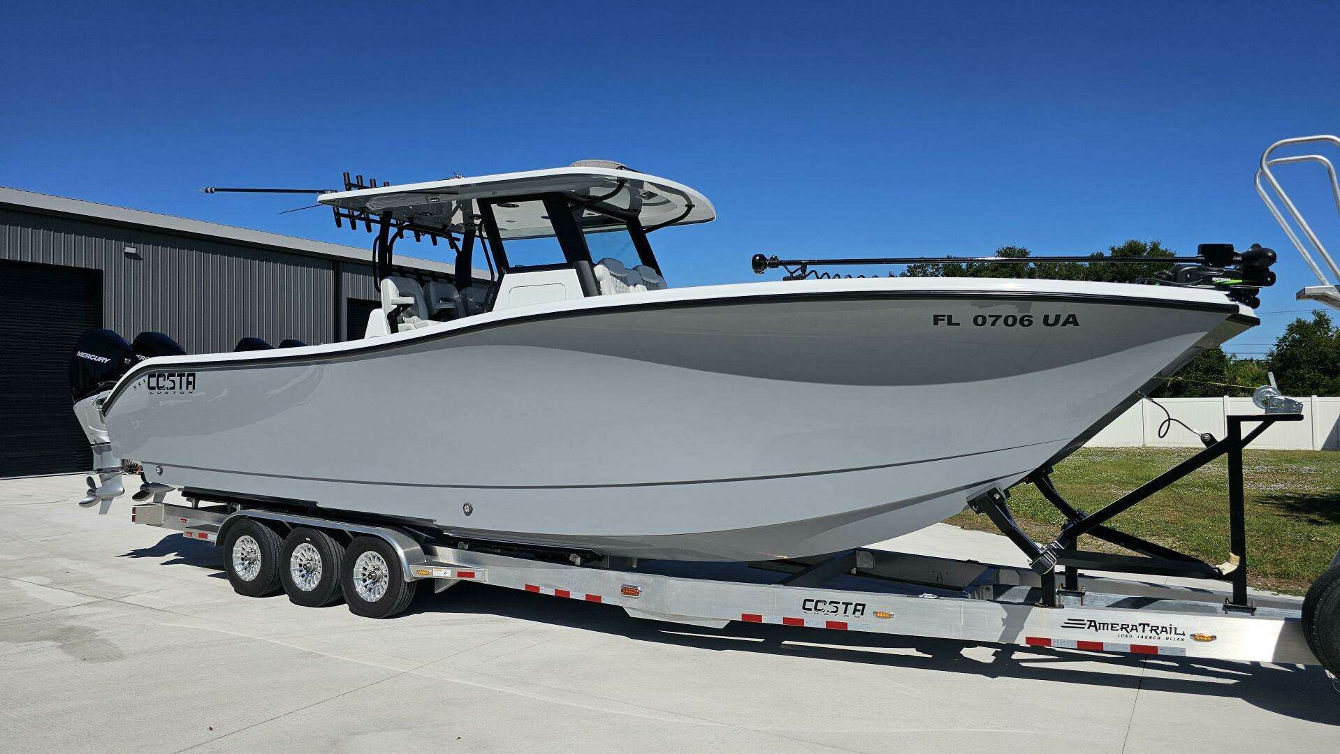 2025 Costa Custom 34SV - Image 5