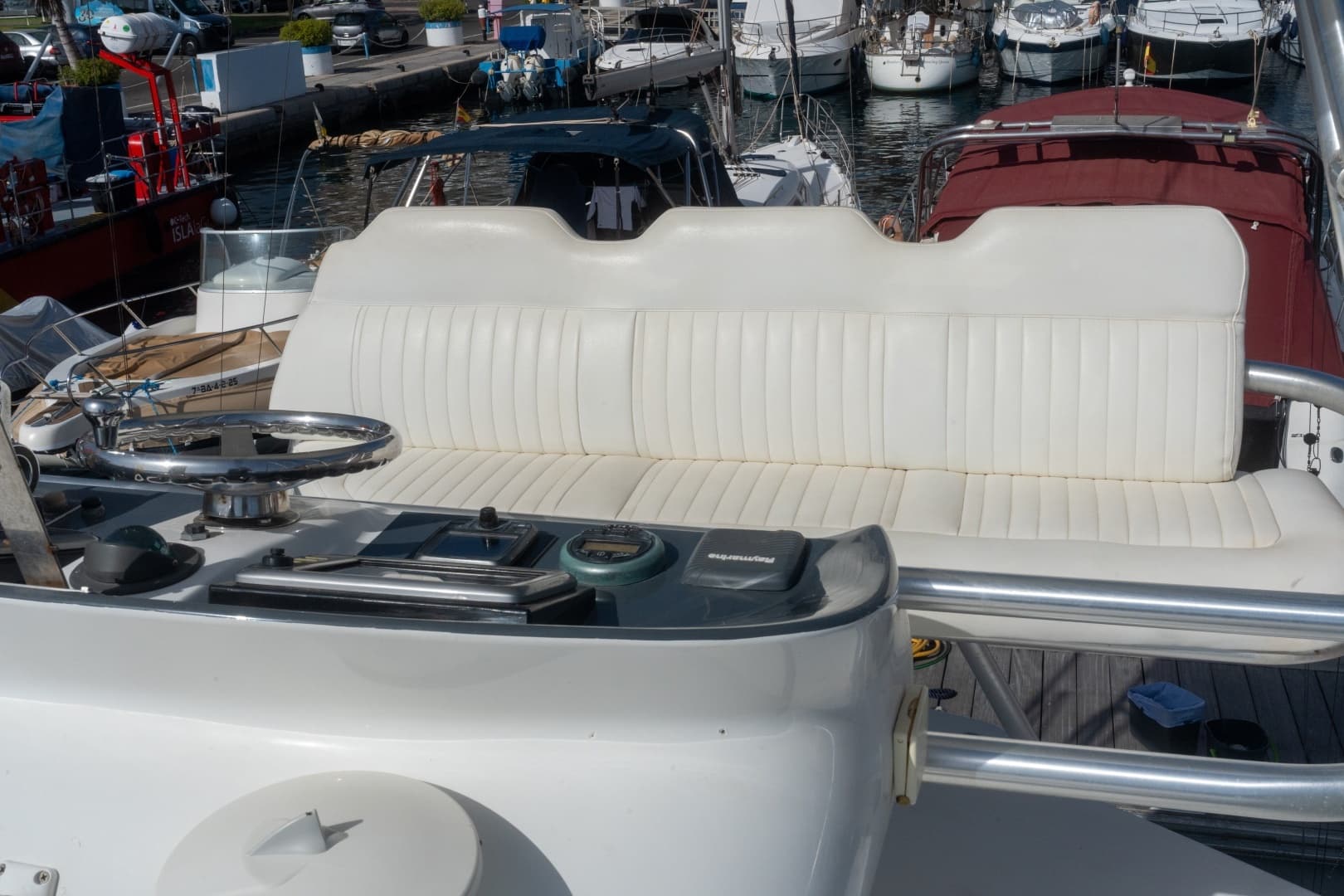 2005 Cabo 40 Hardtop Express - Image 43