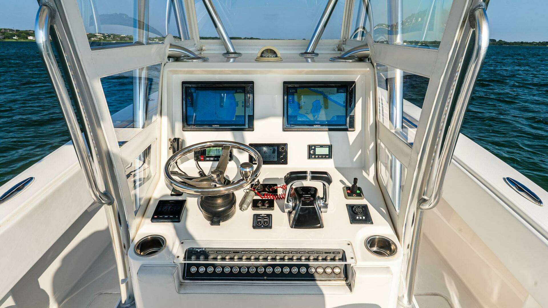 2016 Invincible 33 Open Fisherman - Image 17