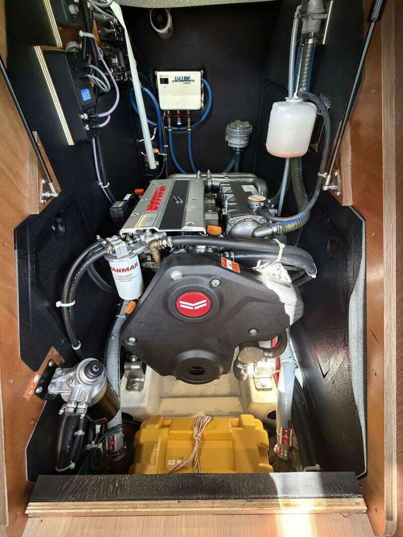 2022 Beneteau Oceanis Yacht - Image 36