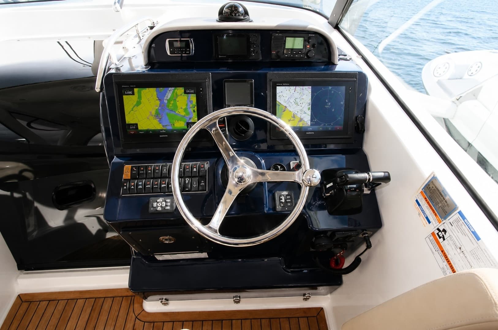 2016 Pursuit OS 345 Offshore - Image 8