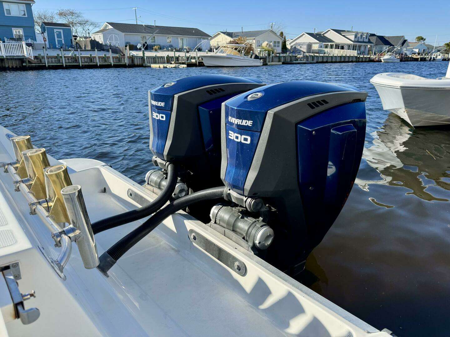 2004 Hydra-Sports Vector 3300 CC - Image 26
