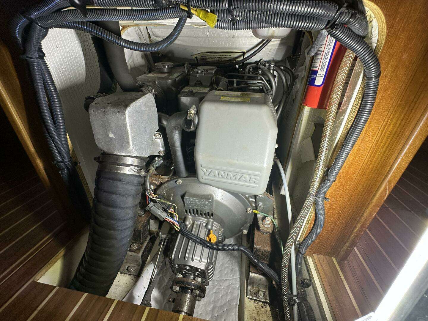 2006 Hunter 38 - Image 40