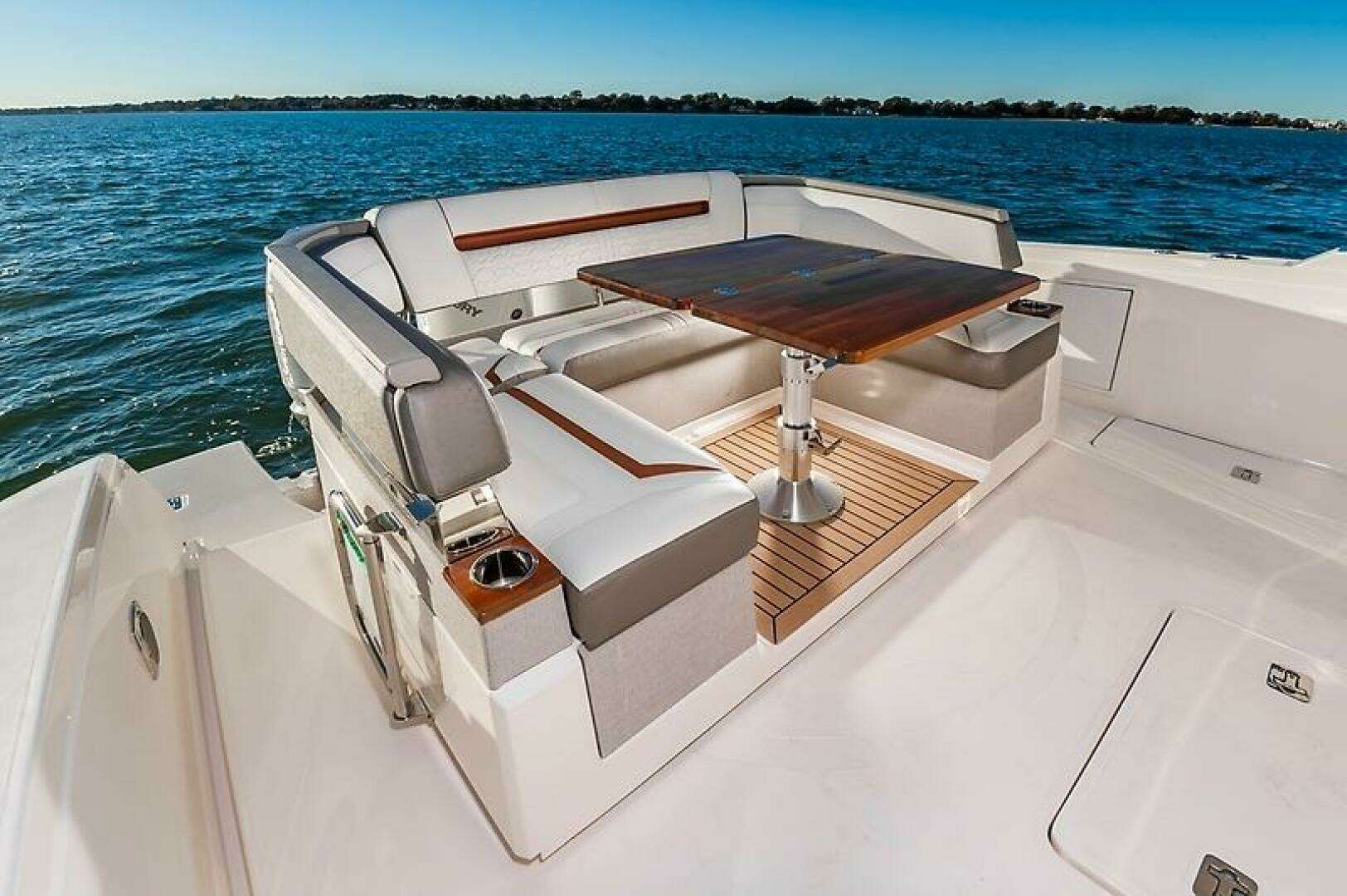 2023 Tiara Yachts 38 LS - Image 20