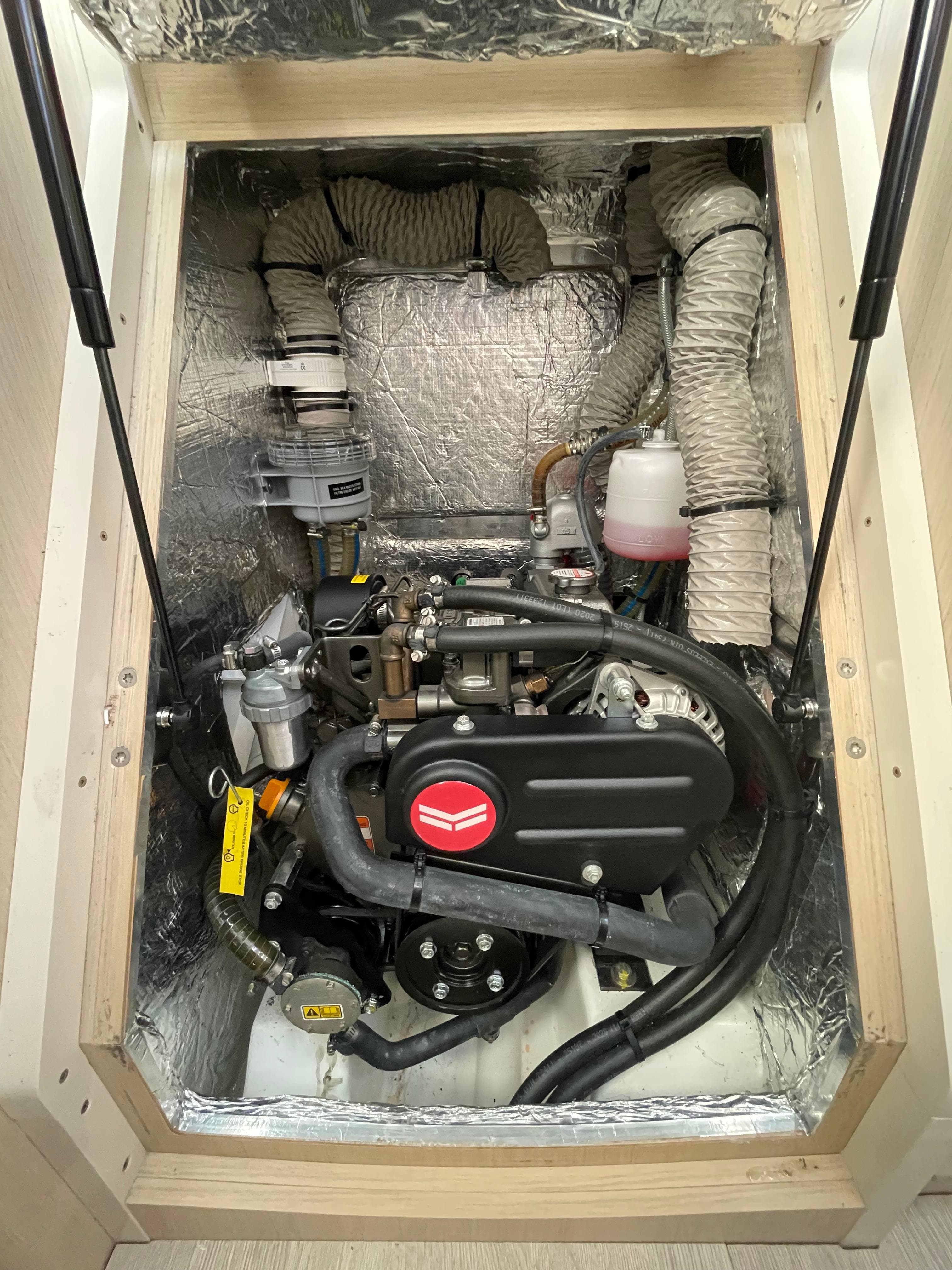 2022 Beneteau Oceanis 30.1 - 38