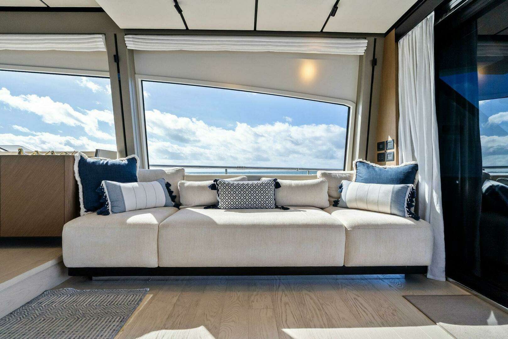 2024 Ferretti Yachts 720 - Image 47