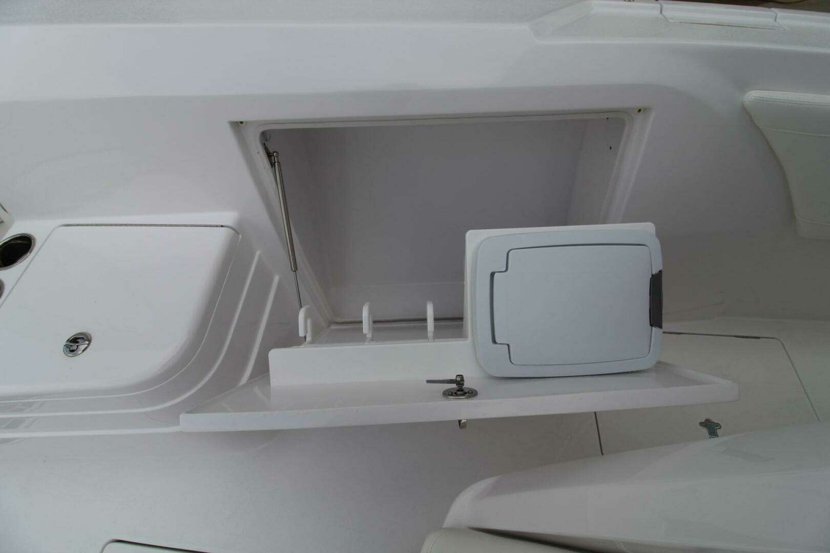 2024 Intrepid Nomad SE - Image 18
